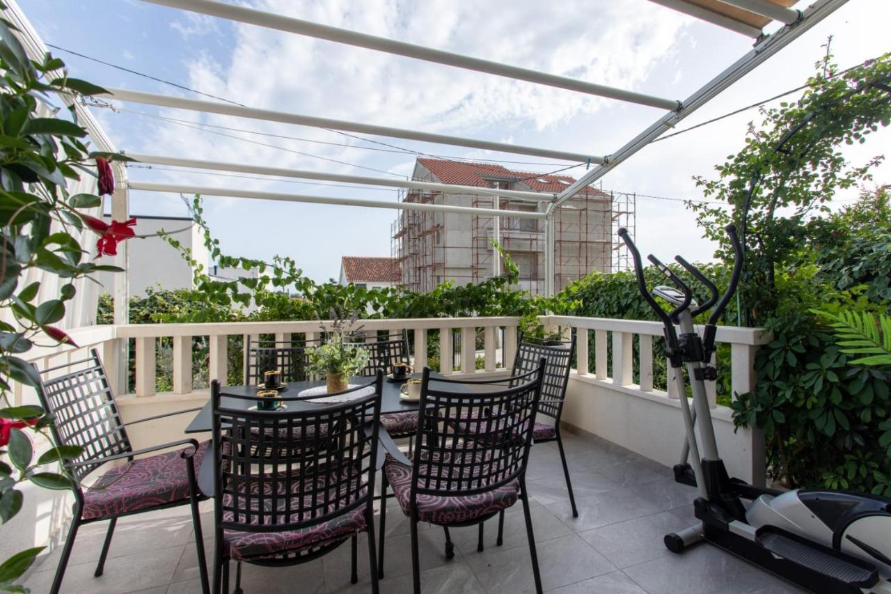 Lux Apartment Ema Kaštela Exteriér fotografie