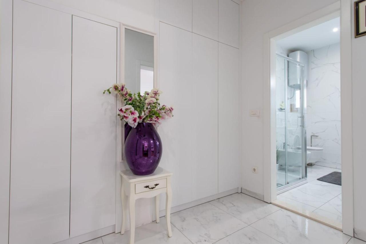 Lux Apartment Ema Kaštela Exteriér fotografie