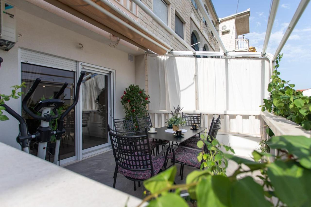 Lux Apartment Ema Kaštela Exteriér fotografie